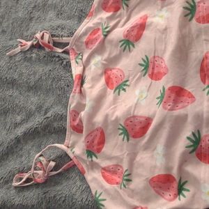 Romwe Strawberry print tie sleeve crop top size L